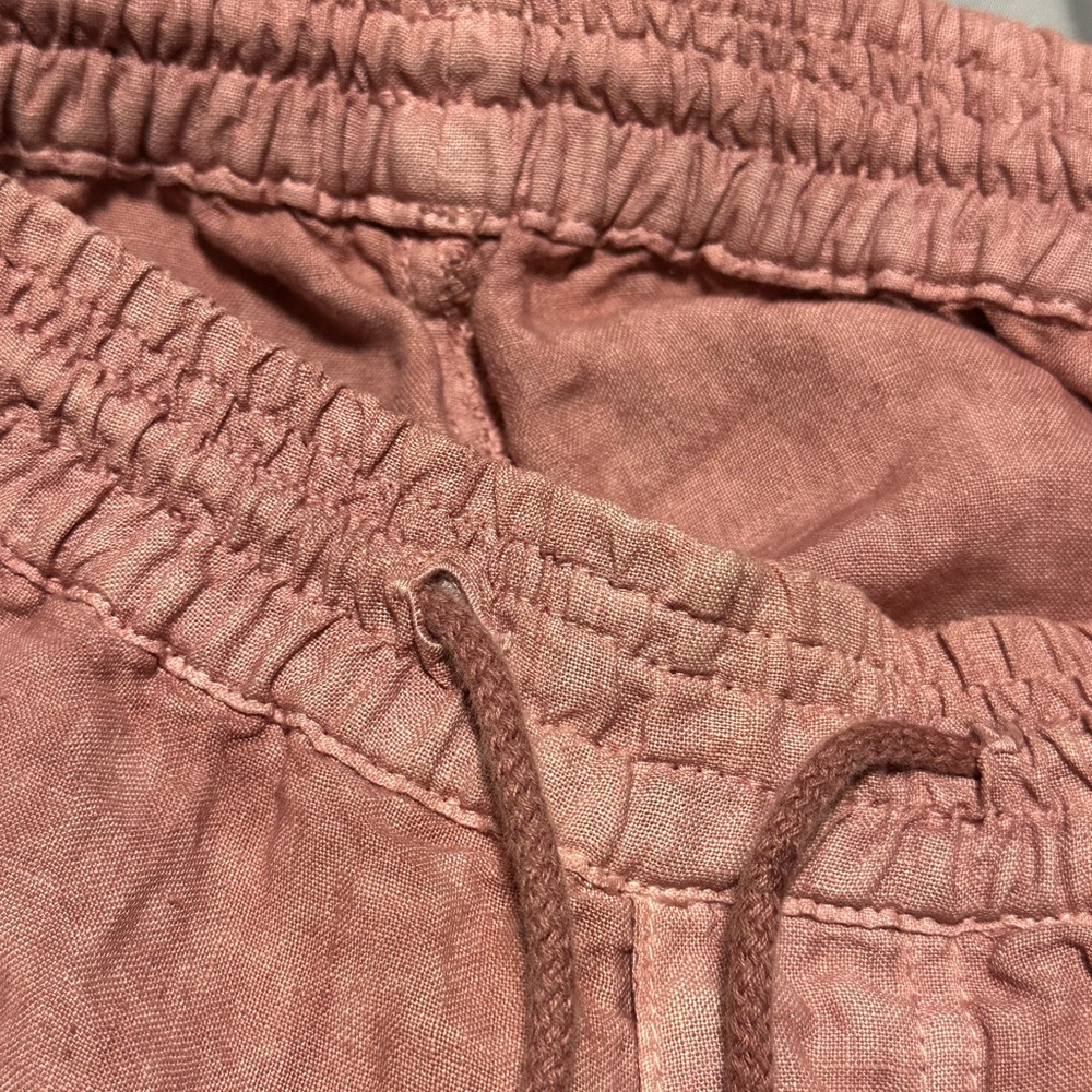 Altea Tan Cargo Linen Shorts Relaxed Fit - Picture 11 of 12